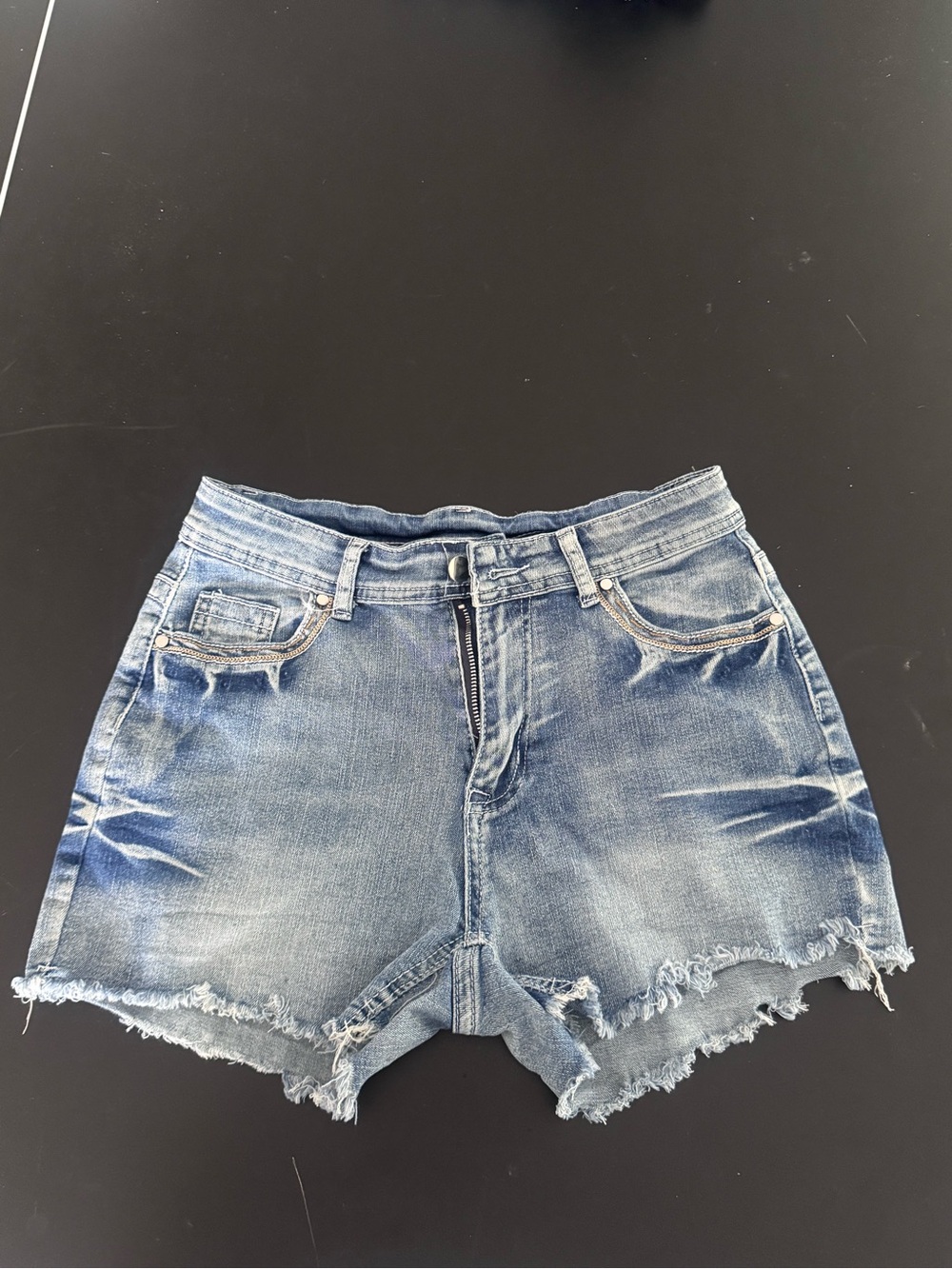 Women's High-Rise Frayed Hem Denim Shorts - Blue
